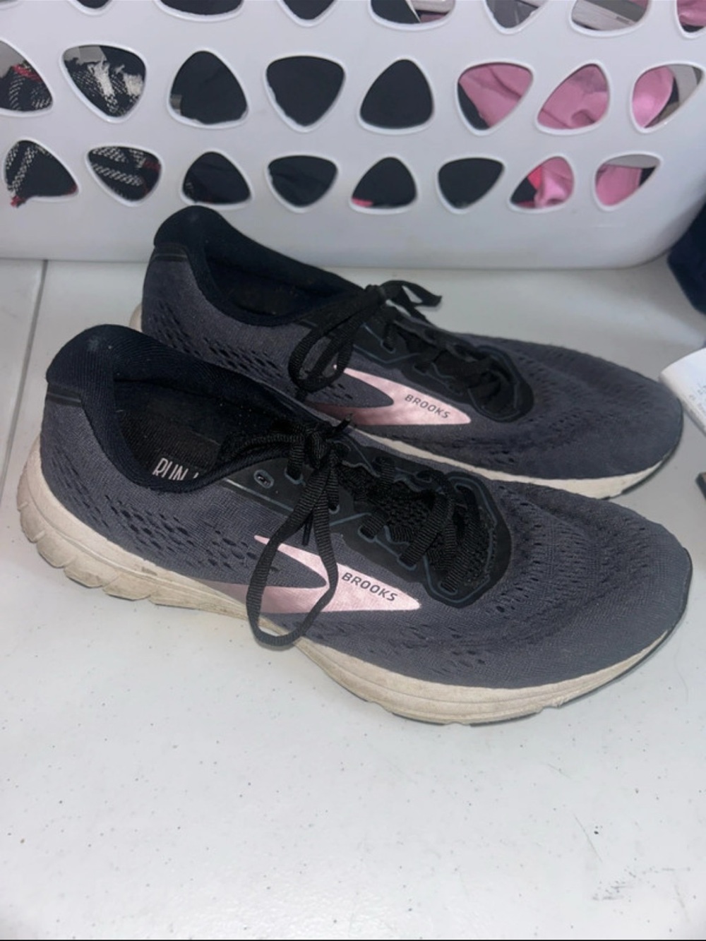 Brooks Women’s Charcoal Running Shoes with Pink Logo